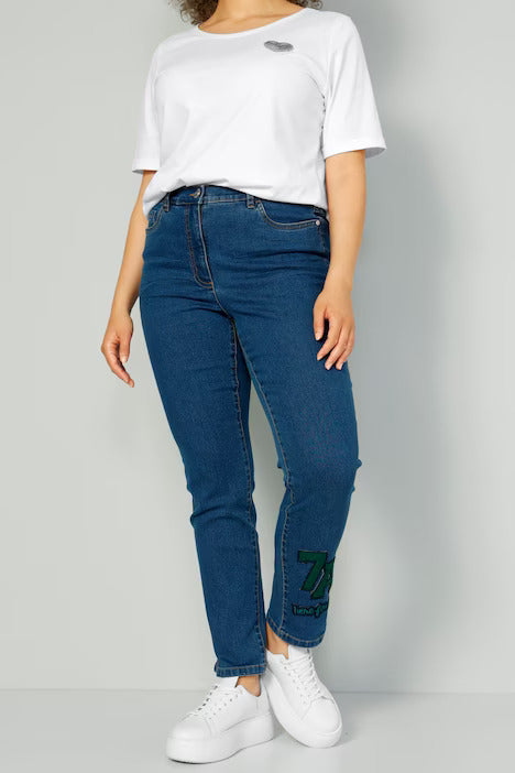 Jeans, slim fit, hem patch, 5-pocket