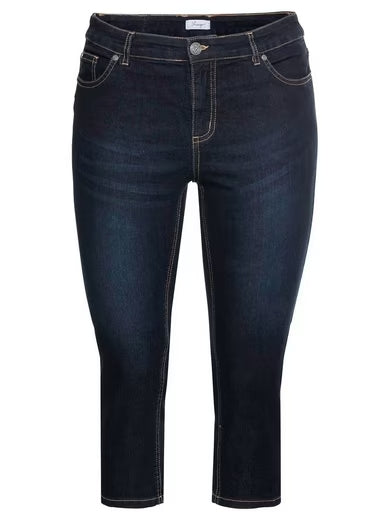Slim Fit Capri Jeans – Stretch Cotton Denim with Classic 5-Pocket Design
