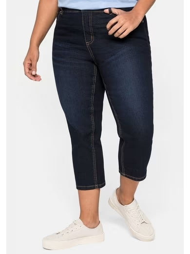 Slim Fit Capri Jeans – Stretch Cotton Denim with Classic 5-Pocket Design